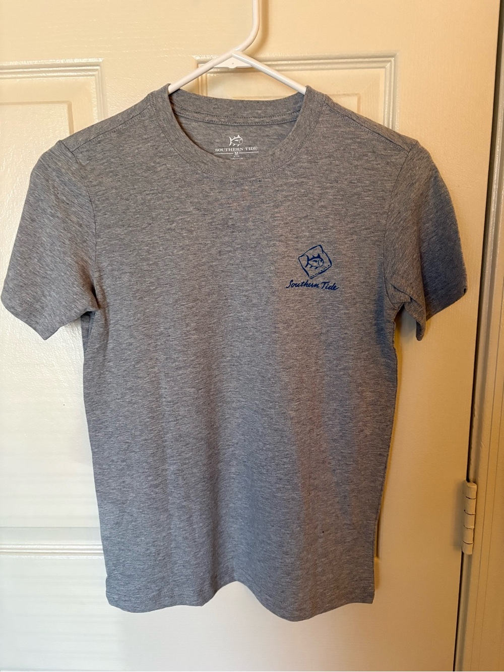 Southern Tide Gray Short Sleeve Logo Tee with Navy Emblem